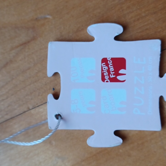 3/$20 Puzzle Princesse's secrets 5-8 years old - Picture 4 of 5